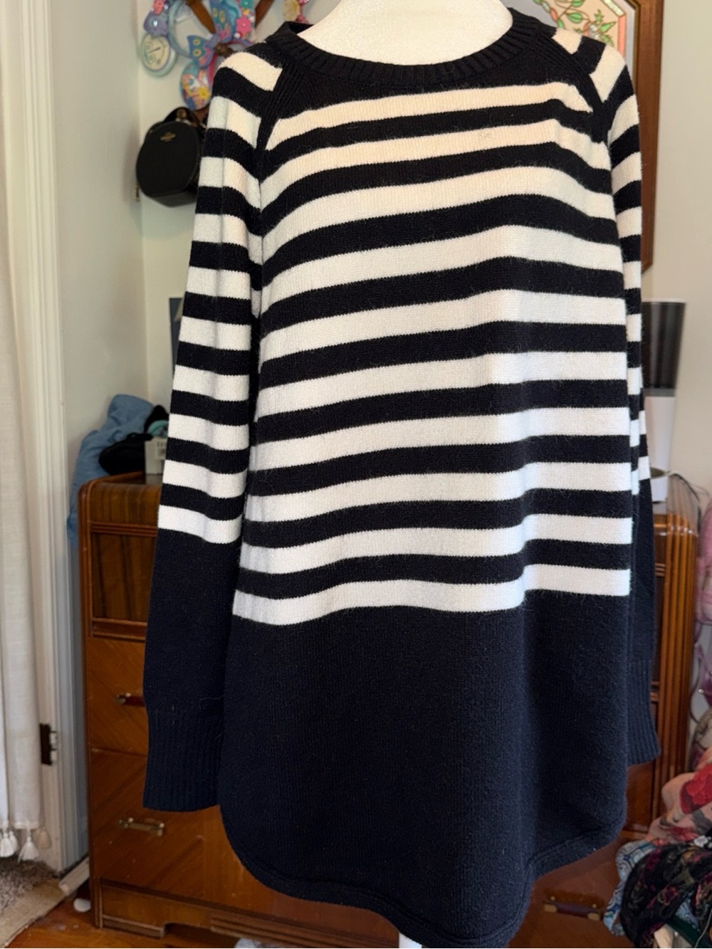 Anthropologie Sweater Womens large Rebeka Crewneck White Black Striped OB1104516